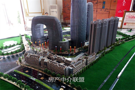 康桥丹郡3室2厅1卫82万113m2出售